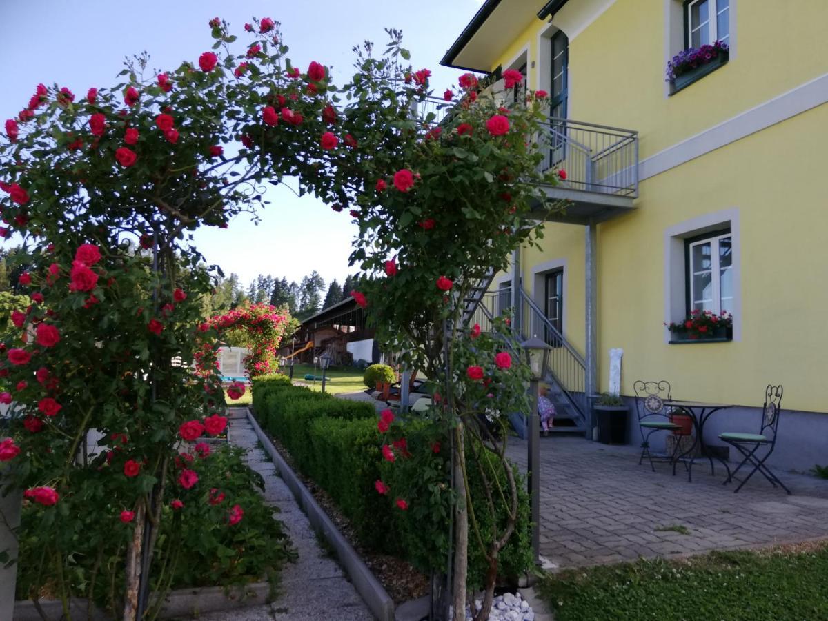 Erlebnisbauernhof Steinerhof Liebenfels Exterior foto